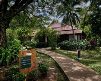 Samanea Beach Resort & Spa - Kep - Outdoor view