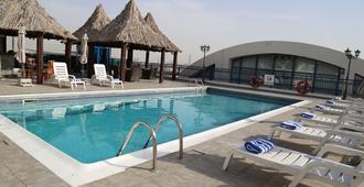 Abjad Grand Hotel - Dubai - Pool