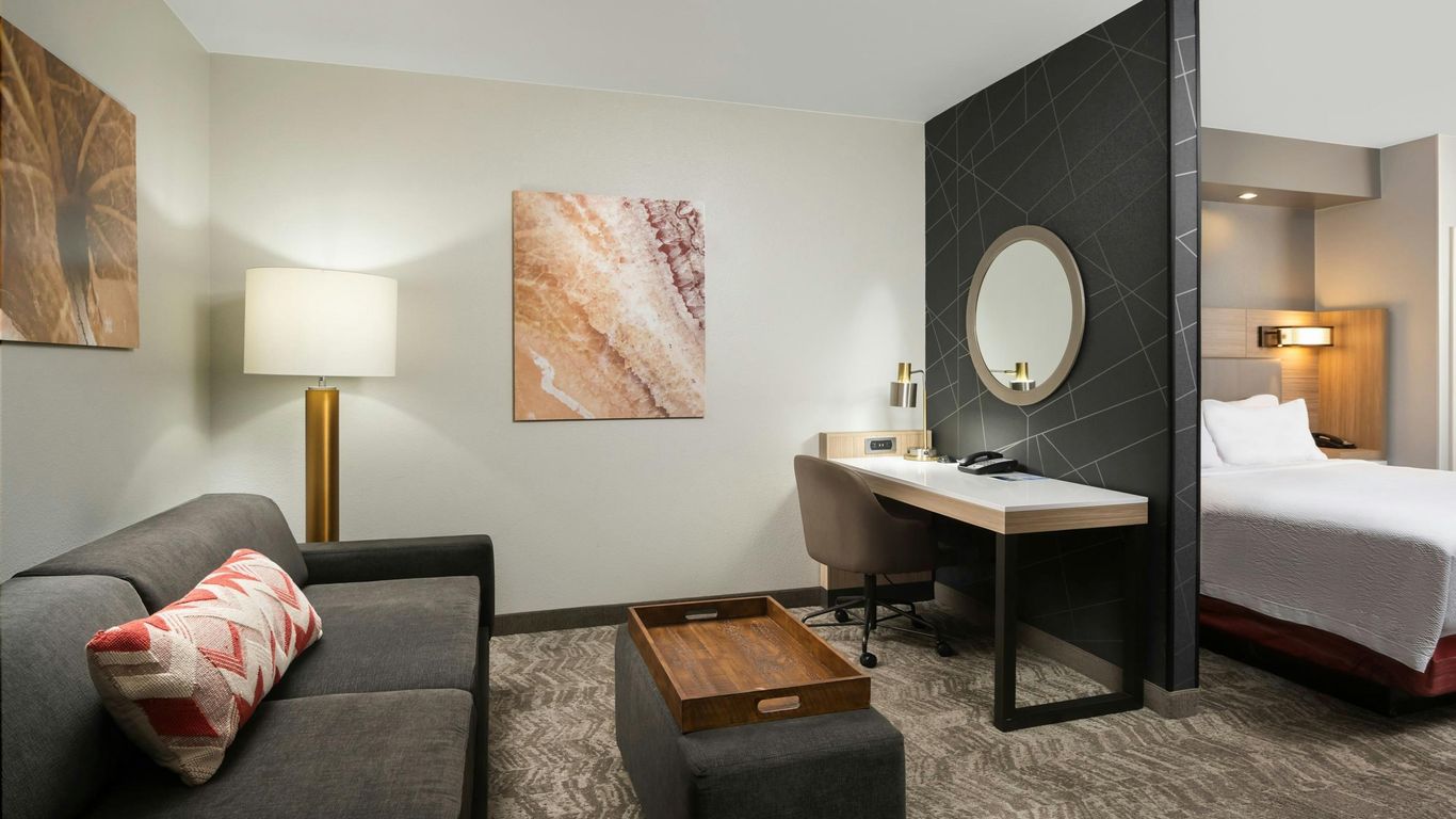 스프링힐 스위트 바이 메리어트 시더 시티