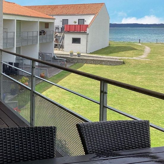 Bright Seaside Apartment in Ebeltoft – Ebeltoft