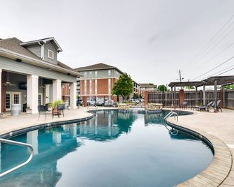 Tuscaloosa Condo Rental Near Bryant-Denny Stadium - Tuscaloosa - Pool