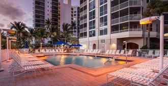 Gullwing Beach Resort - Fort Myers Beach - Pool