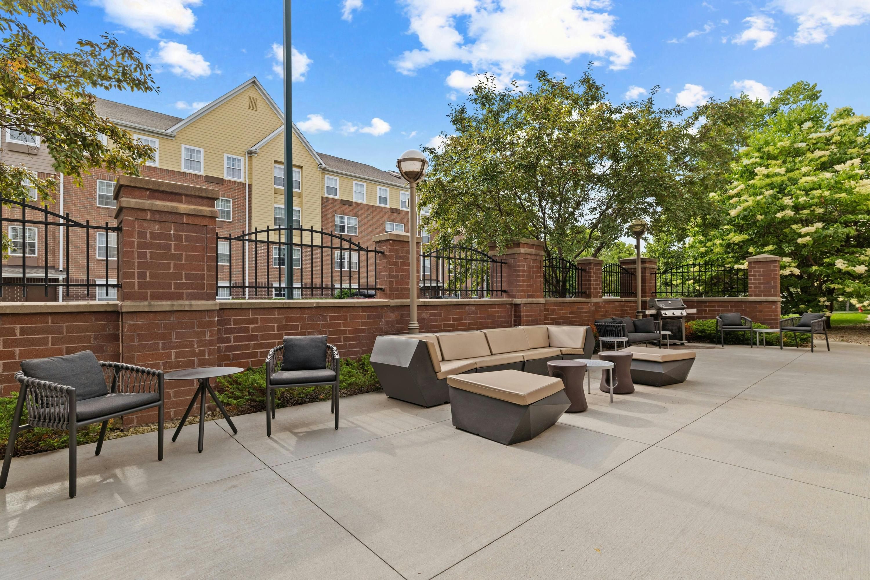 SpringHill Suites by Marriott Minneapolis Eden Prairie - Eden Prairie - Innenhof