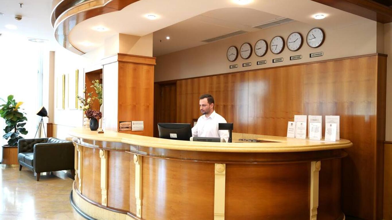 Hotel Karpos