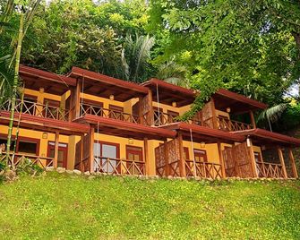 Esencia Hotel & Villas - סנטה תרזה - בניין