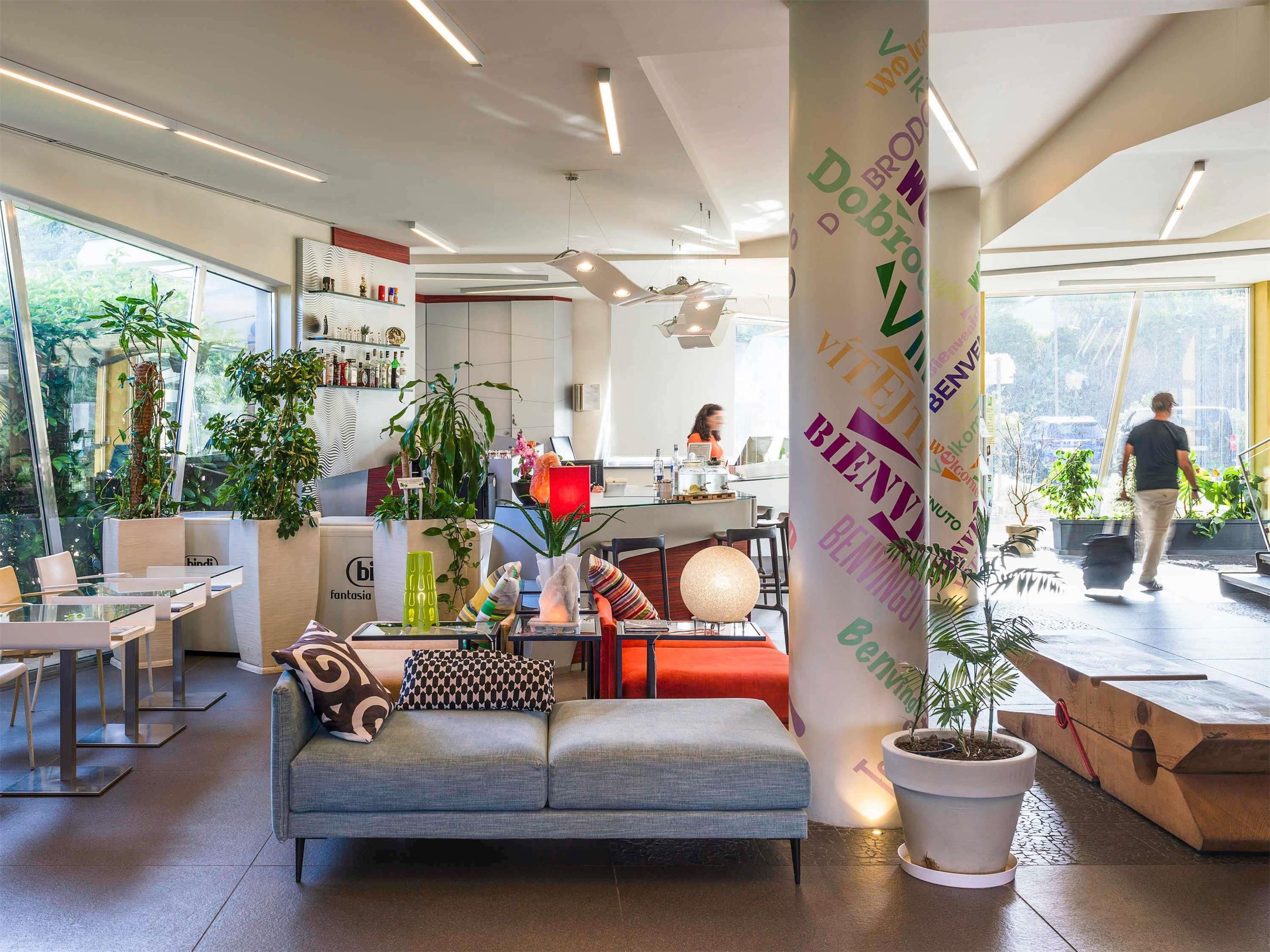 Ibis Styles Catania Acireale - Acireale - Salónek