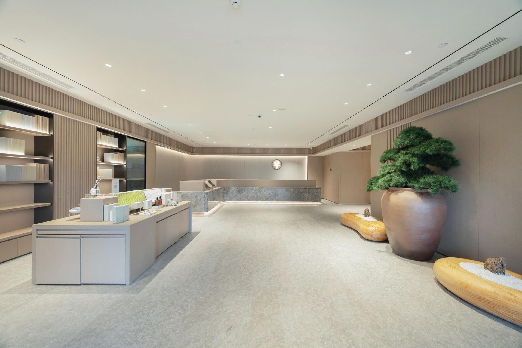 Ji Hotel (Kaifeng Drum Tower Bianjing Park Branch) - Kaifeng - Front desk