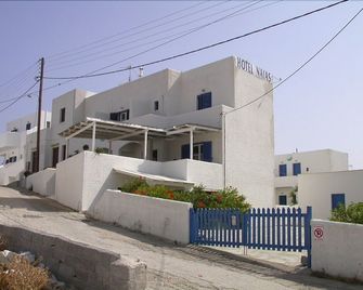 Naias Hotel - Livadi - Edificio