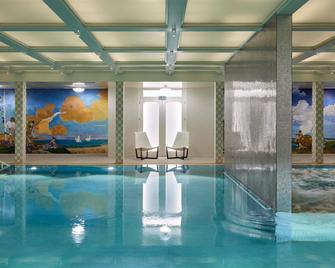 Cures Marines Hotel & Spa Trouville -MGallery Collection - Trouville-sur-Mer - Piscina