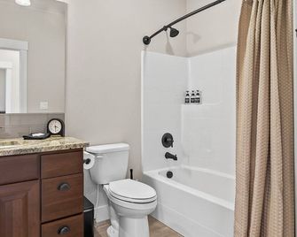 Our Bunkhouse- Pet friendly home w/AC near Lake, Golf course, and downtown McCall - McCall