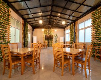 Hotel One Mansehra - Mānsehra - Restaurant