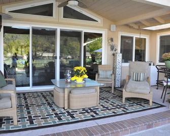On The Golf Course Home W Amazing Views! - San Jose - Veranda