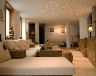 Guest House Chicho Tsane - Bansko - Living room