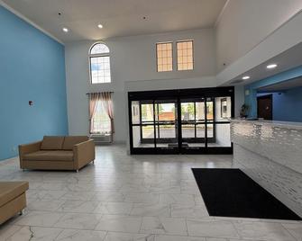 Hometown Place - Olive Branch - Lobby