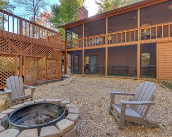 North Georgia Mountain Escape: Family Friendly! - Blairsville - Patio
