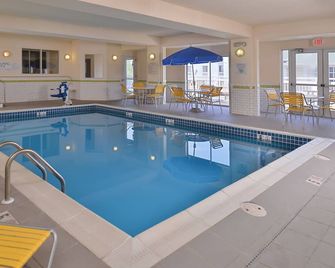 Fairfield Inn & Suites by Marriott Helena - Helena - Piscina