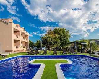Apartments Villa Subic - One Bedroom Apartment with Balcony A1 - Supetarska Draga - Piscina