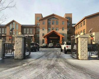 Fengye Tourist Holiday Hotel - Jilin - Building