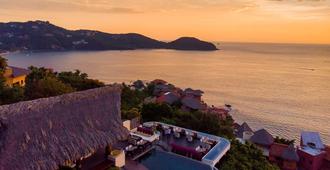 Tentaciones Hotel & Lounge Pool - Adults Only - Zihuatanejo - Κτίριο