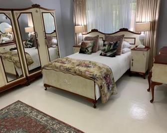 Jelani Guest House - White River