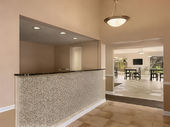 سوبر 8 باي ويندام رابيد سيتي راشمور رود