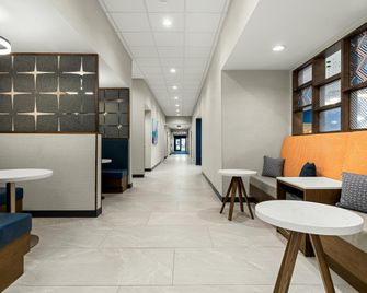 Hampton Inn & Suites Bessemer Birmingham - Bessemer - Lobby