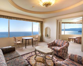 Hotel New Akao - Atami - Stue