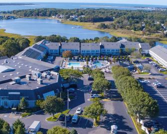 The Cove at Yarmouth - West Yarmouth - Edificio