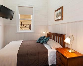 Royal Hotel Snake Valley - Ballarat - Bedroom