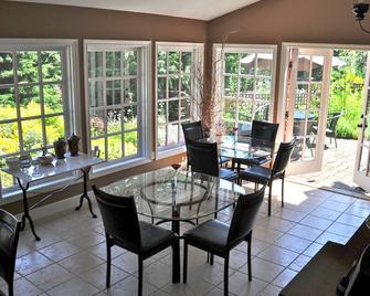 Wetherly Inn - Ganges - Comedor