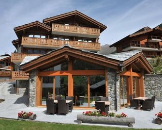 Mountain Paradise - Zermatt - Innenhof