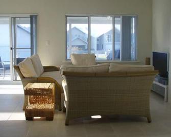 Unit 29 Ledge Point Village - Lancelin - Living room