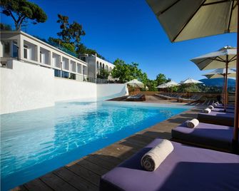 The Royal Hotel - Kanoni - Piscine