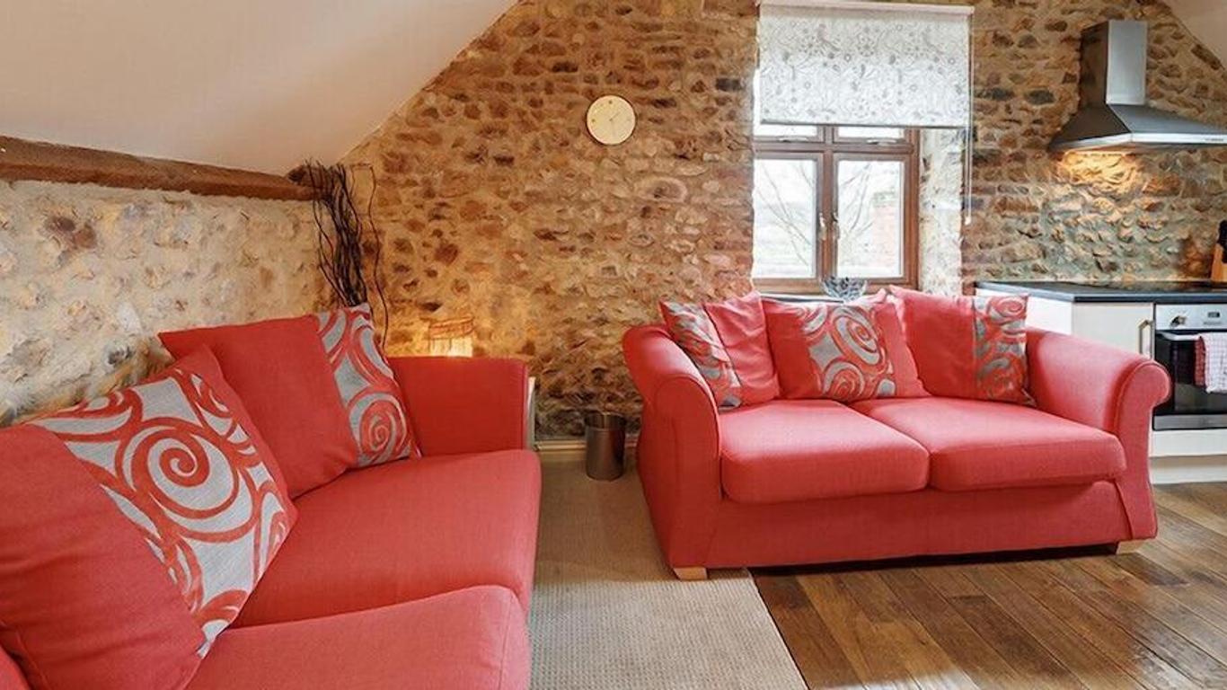 Cranberries Hideaway