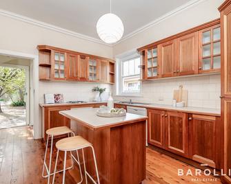 Urban Oasis 3 Bedroom Haven - Shepparton - Küche