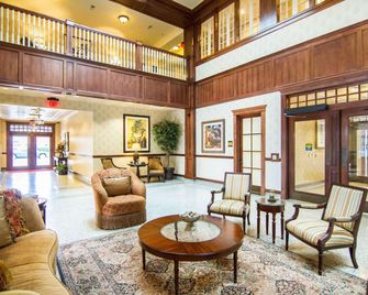 Liberty Hotel, an Ascend Collection Hotel - Cleburne - Salónek