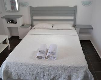 Skyros Panorama Studios - Skýros - Habitación