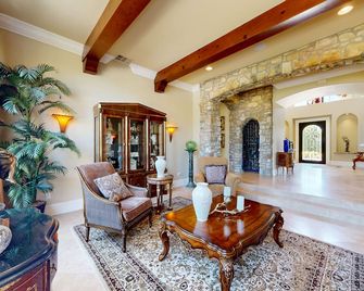 Stunning 5,000 Square Foot Wine Country Villa On 3.5 Acres With Pool & Spa - Murrieta - Ingresso