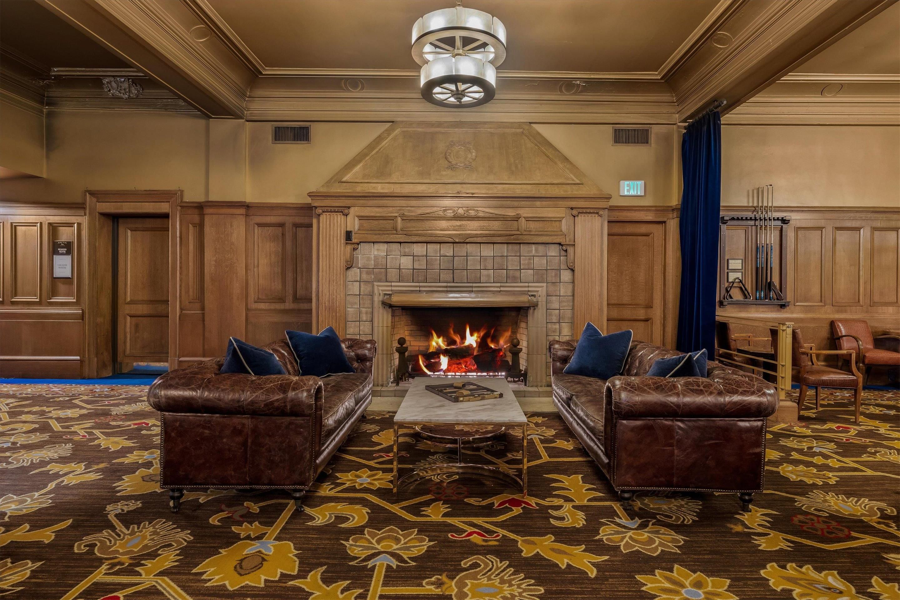 Arctic Club Hotel - סיאטל - טרקלין