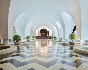 إن إتش هاييتي إل رانشو - بيتيونفيل - ردهة