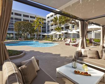 Hotel MdR Marina del Rey - a DoubleTree by Hilton - Los Angeles - Pool