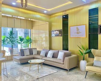 Prince Xclusive Royale Hotels - Awka - Lobby