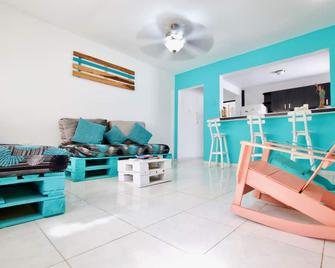 Quillahost Thematic Apartment - Barranquilla - Sala de estar