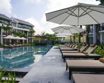 Senvila Boutique Resort & Spa - הוי אן - בריכה