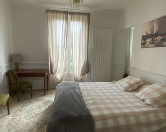 Bellifontaine Home Centre - Фонтенбло - Спальня