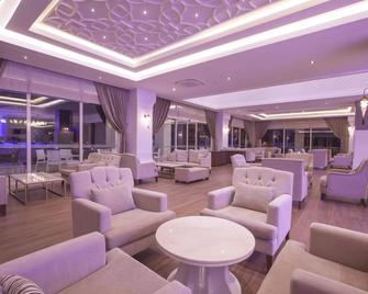 Diamond Elite Hotel & Spa - Adults Only - Side - Σαλόνι