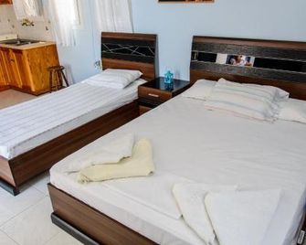 Theodora - Panormos - Habitación