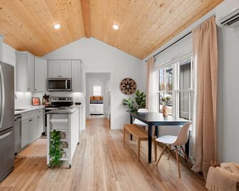 Right as Rain by Seabrook Hospitality - Pacific Beach - Cocina