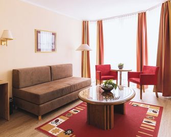 Turm Hotel Hanau - Hanau - Living room