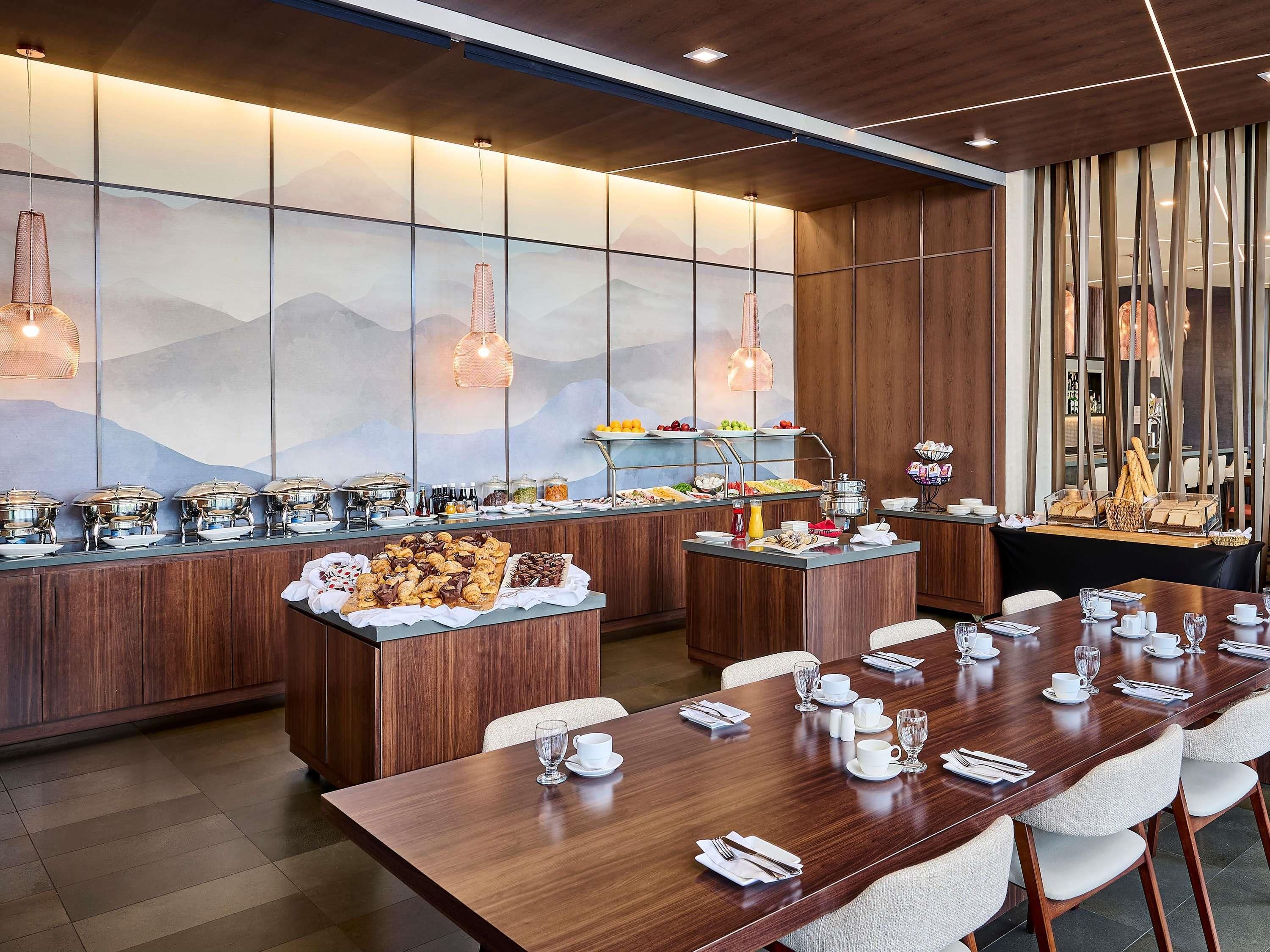 Novotel Toronto Vaughan